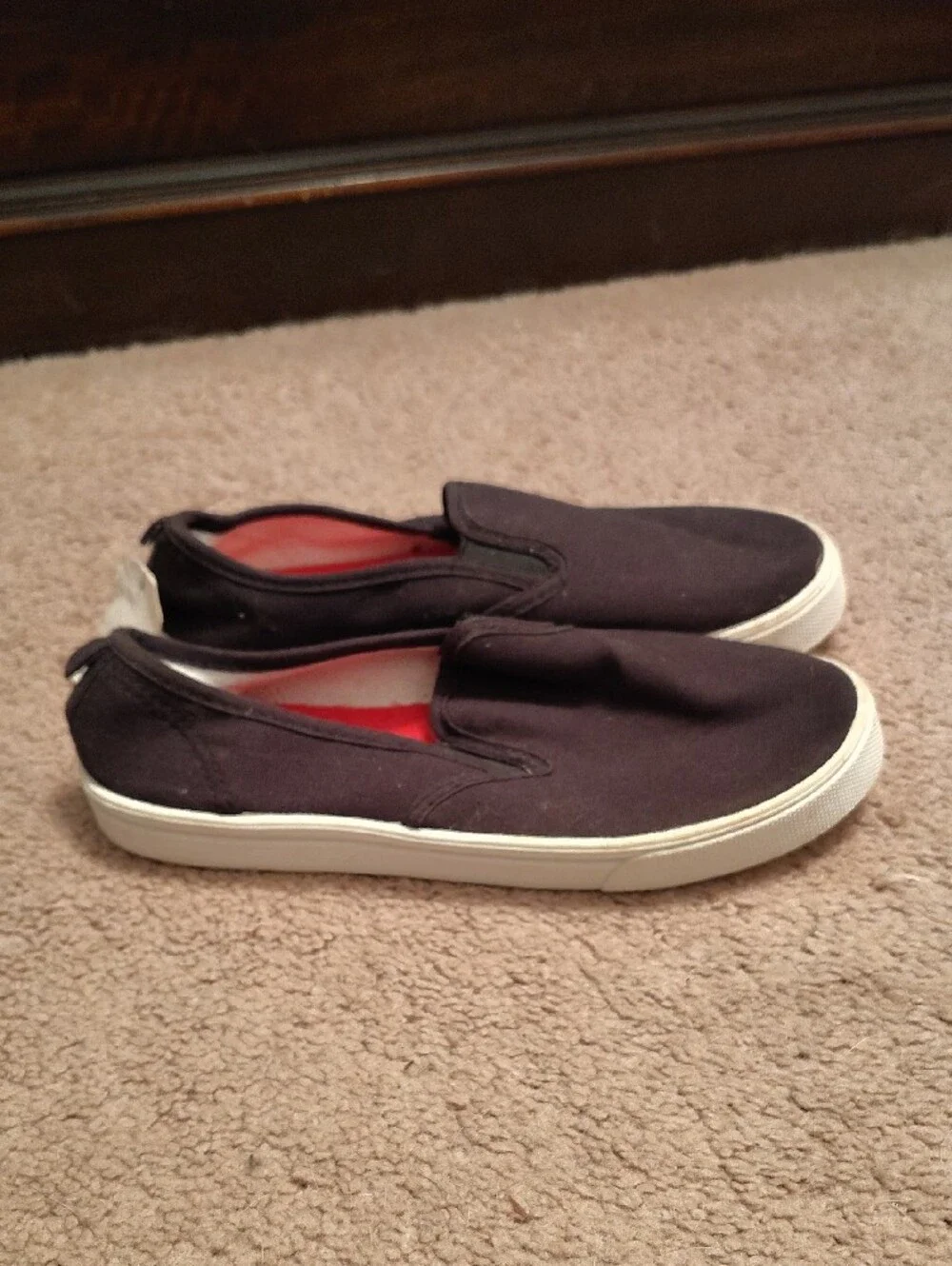 Faded Glory Black Slip-On Canvas Shoe with Red Insole